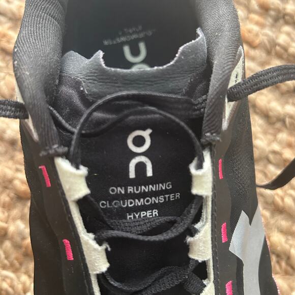 On Running Cloudmonster Hyper Men’s Size 13 Black Pink EUC